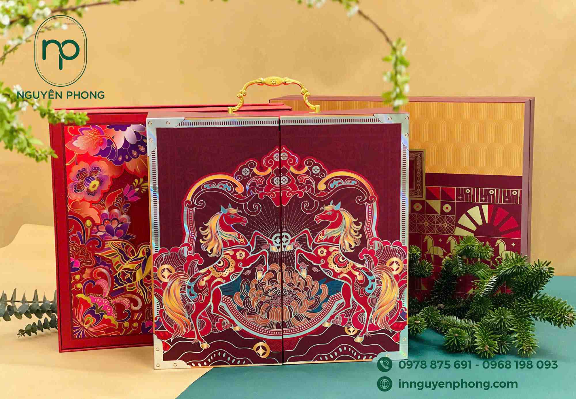 Mẫu hộp đựng quà tết sang trọng